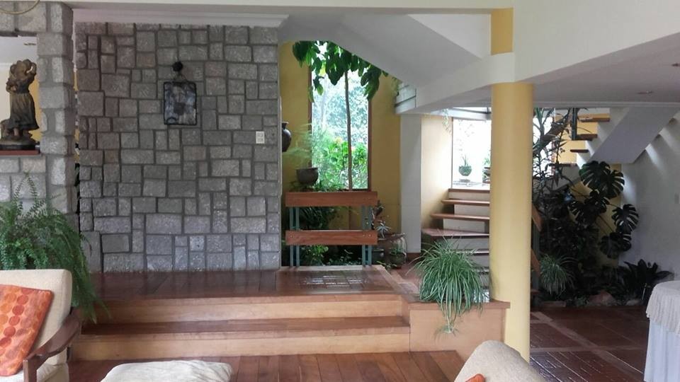 Casa en Irpavi en La Paz 4 dormitorios 4 baños 2 parqueos Foto 9