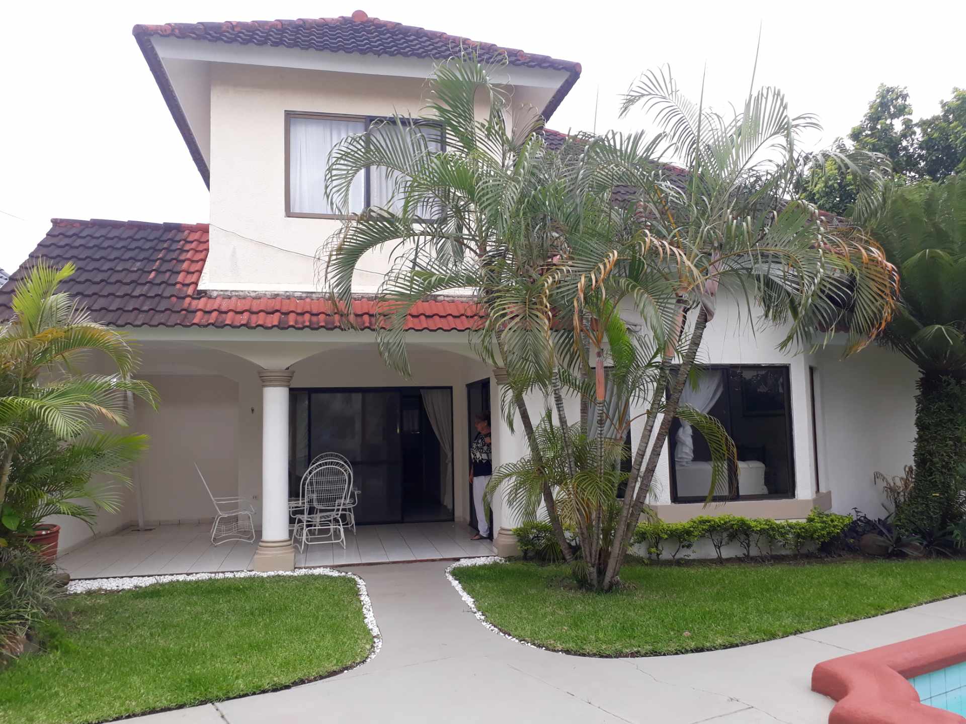 En Alquiler a $us 700 Foto 38