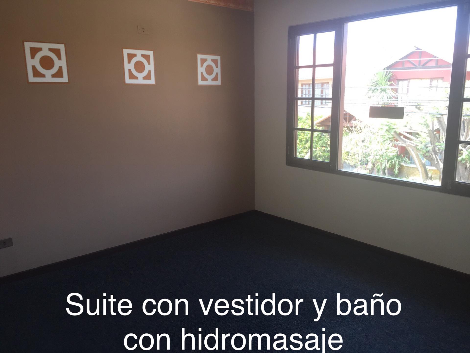 Casa en Sarco en Cochabamba 4 dormitorios 5 baños 2 parqueos Foto 12