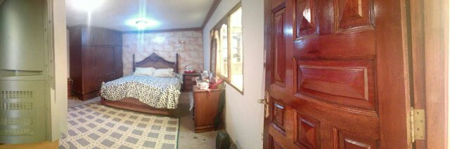 Casa en El Tejar en La Paz 11 dormitorios 5 baños 4 parqueos Foto 3