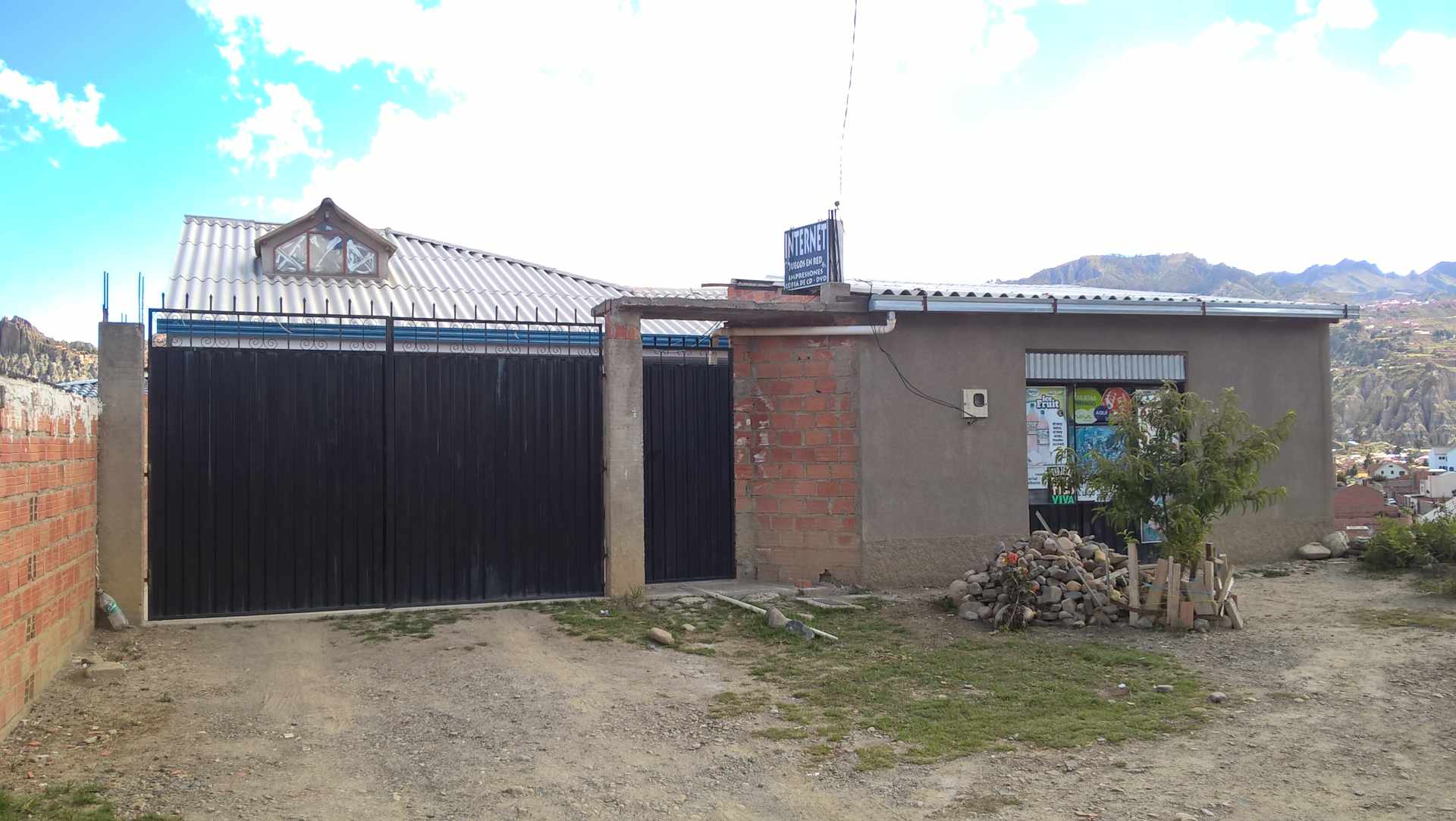 Casa en Alto Irpavi en La Paz 4 dormitorios 2 baños  Foto 14