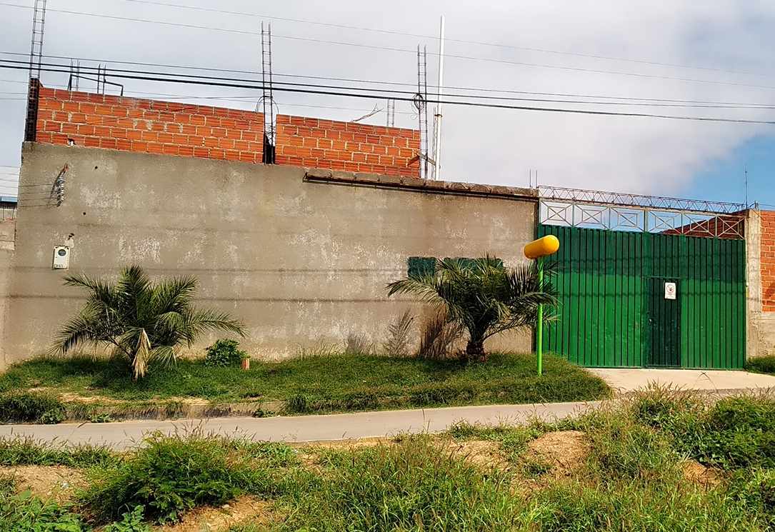 Casa en VentaBarrio San Salvador Zona Torrecillas 2 dormitorios 1 baños 4 parqueos Foto 1