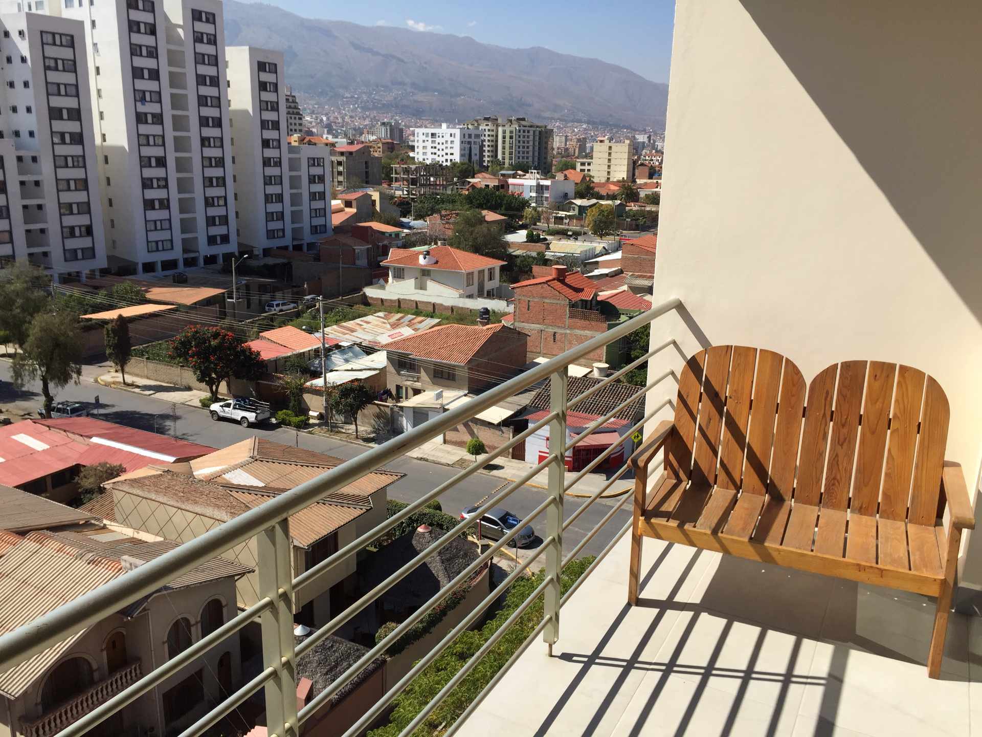 Departamento en Sarco en Cochabamba 2 dormitorios 2 baños 1 parqueos Foto 3