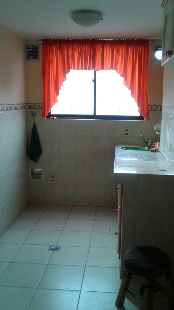 Departamento en Sopocachi en La Paz 2 dormitorios 2 baños 1 parqueos Foto 9