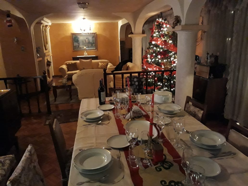 Casa en VentaCalle Teniente Oquendo a una cuadra de la Avenida Peru Foto 1