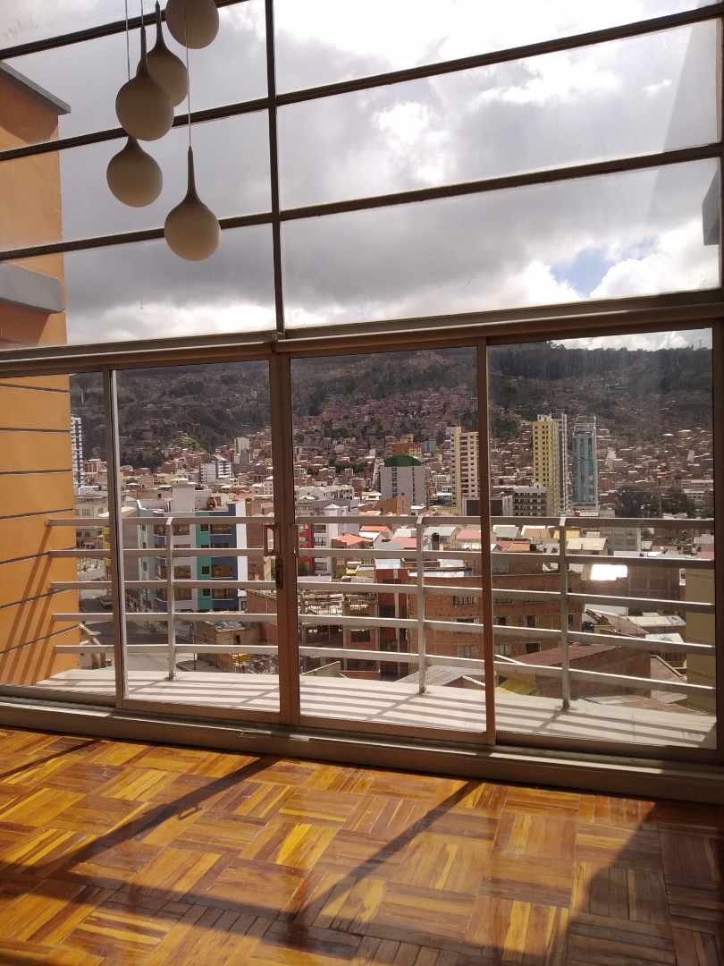 Departamento Av. Tejada Sorzano, Miraflores, La Paz Foto 1