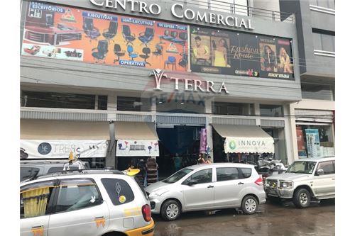 Local comercial en AlquilerAv. Ayacucho     Foto 4