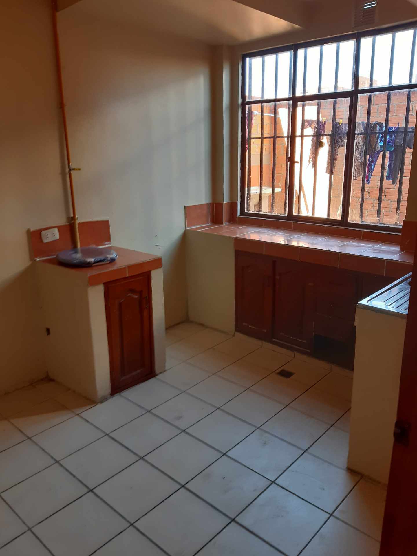 Departamento en AlquilerZona Pampahasi altura Samapa frente a la cancha del Mirador No. 21 2 dormitorios 1 baños  Foto 5