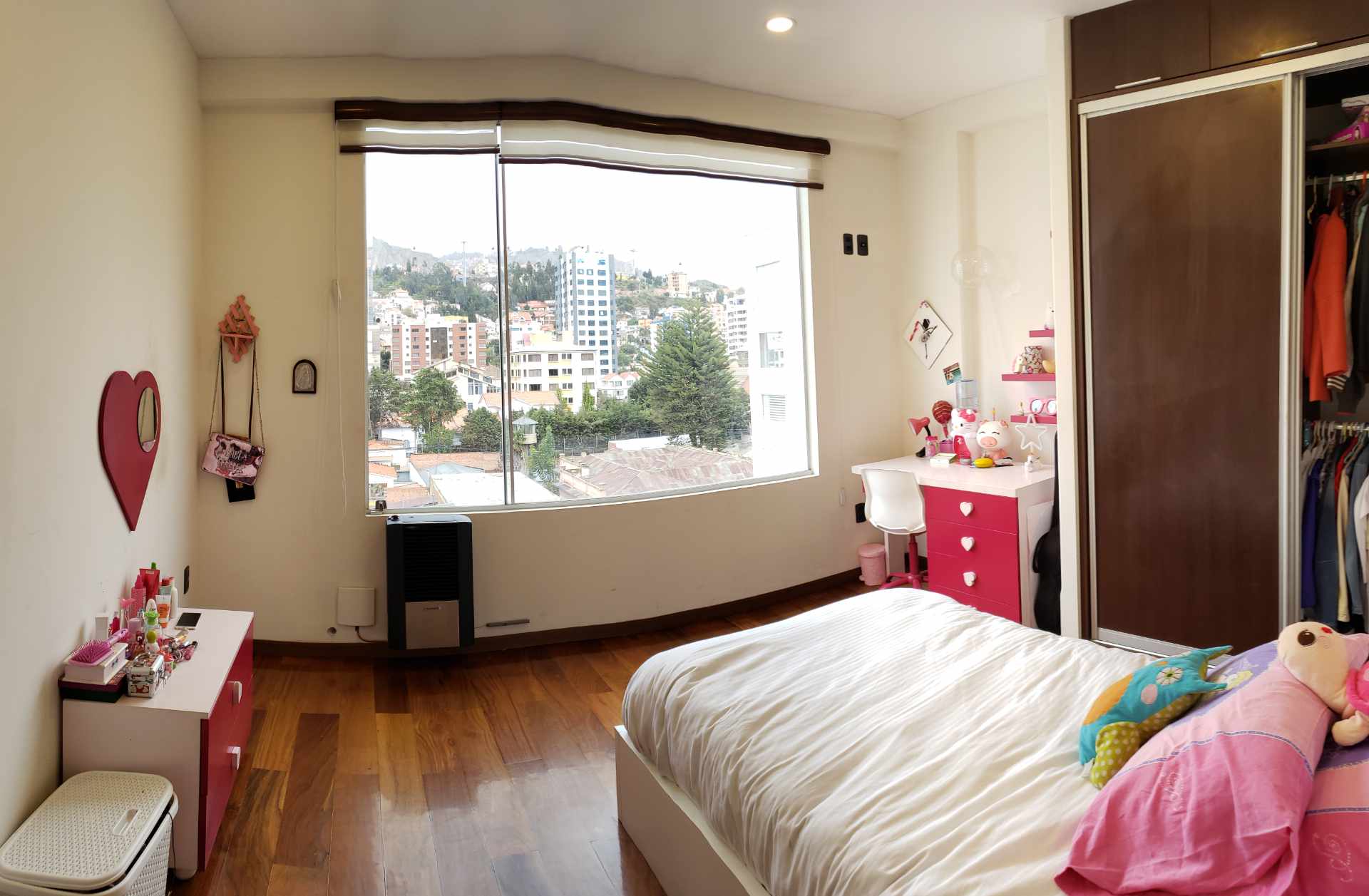 Departamento en Obrajes en La Paz 4 dormitorios 4 baños  Foto 14