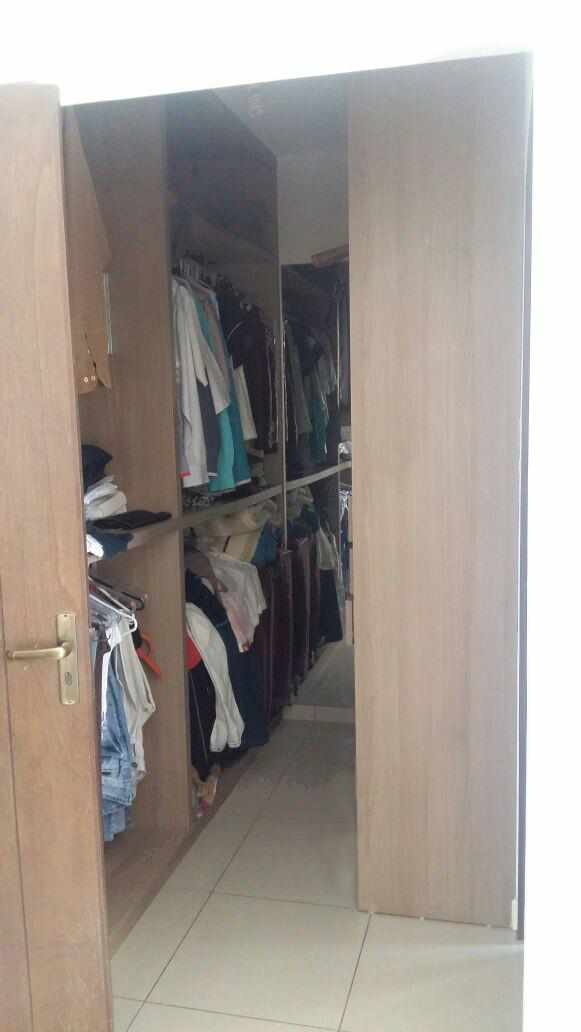 Casa en Entre 5to y 6to anillo Oeste en Santa Cruz de la Sierra 3 dormitorios 3 baños 2 parqueos Foto 6