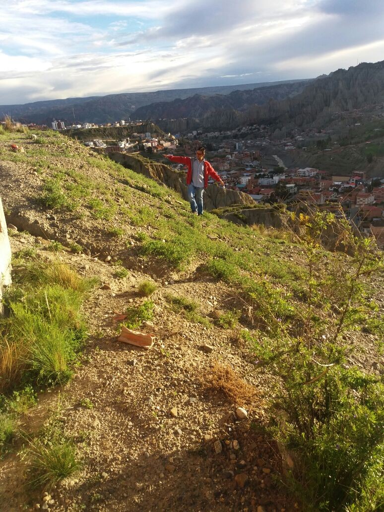 Terreno en Irpavi en La Paz    Foto 1