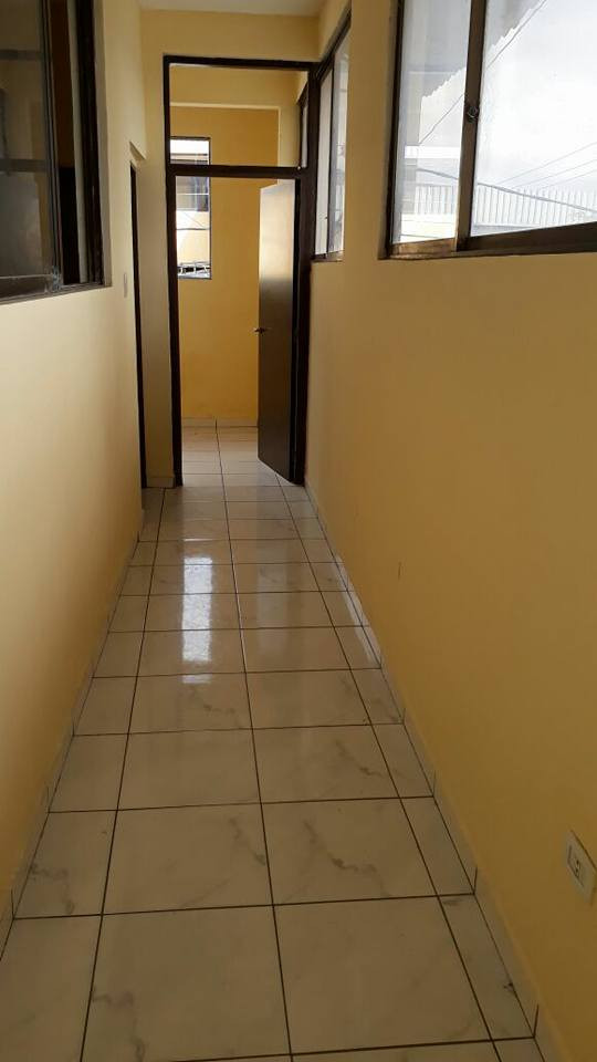 Departamento en AlquilerZona Paragua entre 3er y 4to anillo. 2 dormitorios 1 baños  Foto 4
