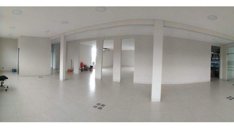 En Alquiler a $us 5,000 Foto 3