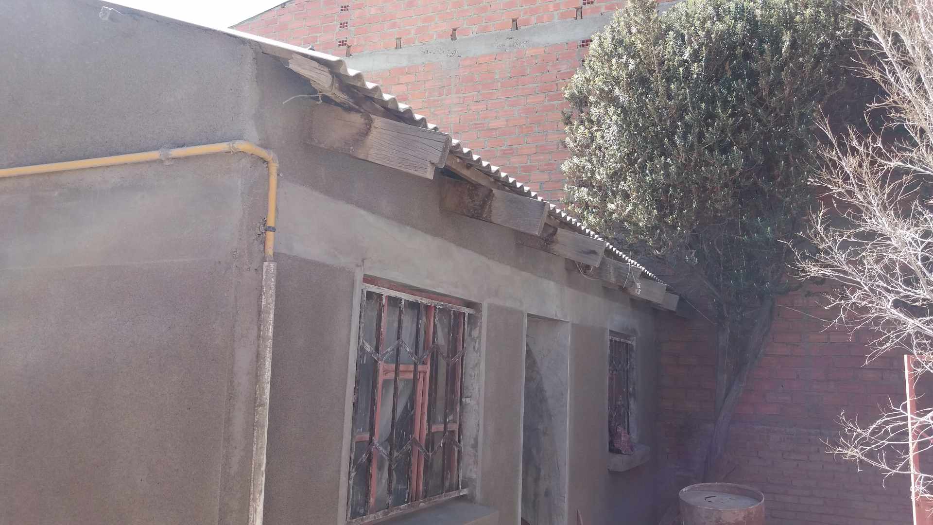 Casa en VentaOruro. Vinto 2 dormitorios 1 baños 1 parqueos Foto 2