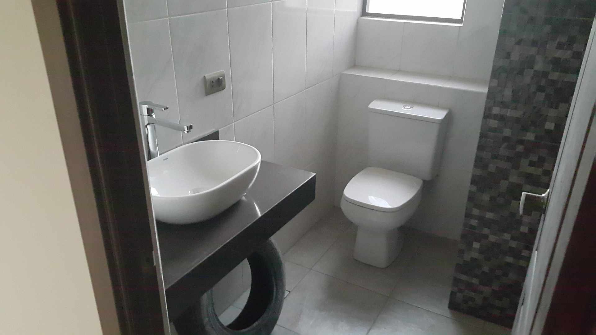 Departamento en Miraflores en La Paz 2 dormitorios 2 baños  Foto 2