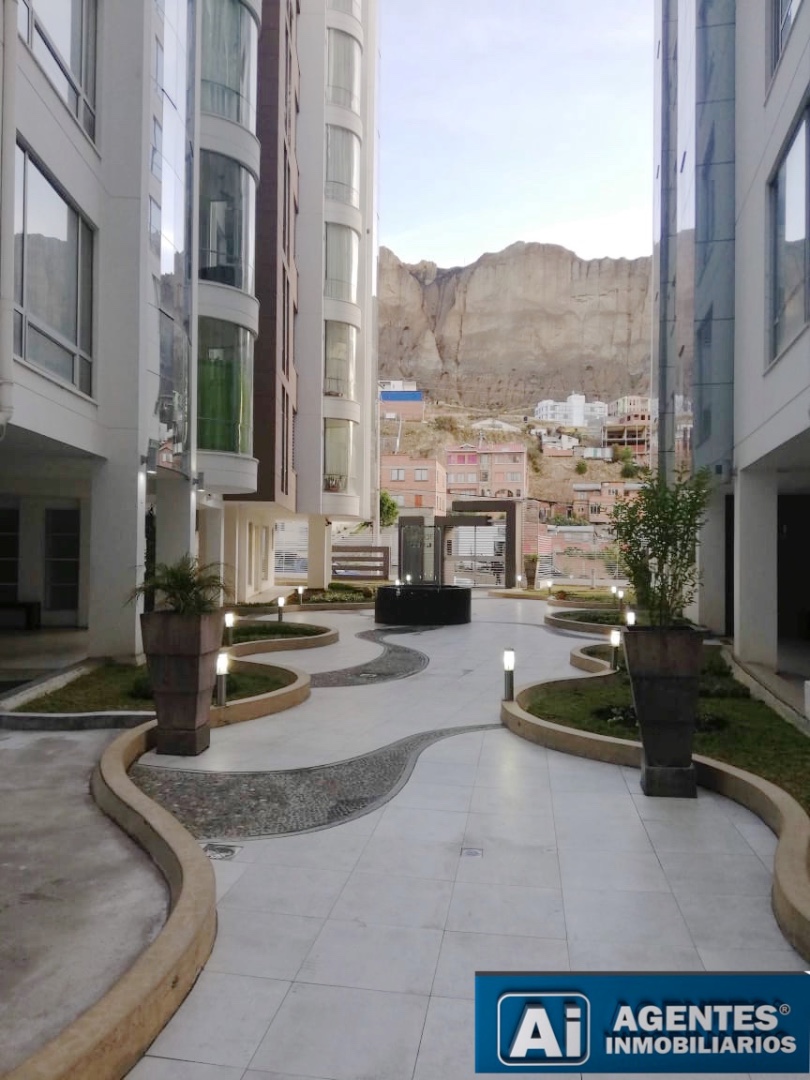 Departamento en Los Pinos en La Paz 2 dormitorios 2 baños 1 parqueos Foto 14