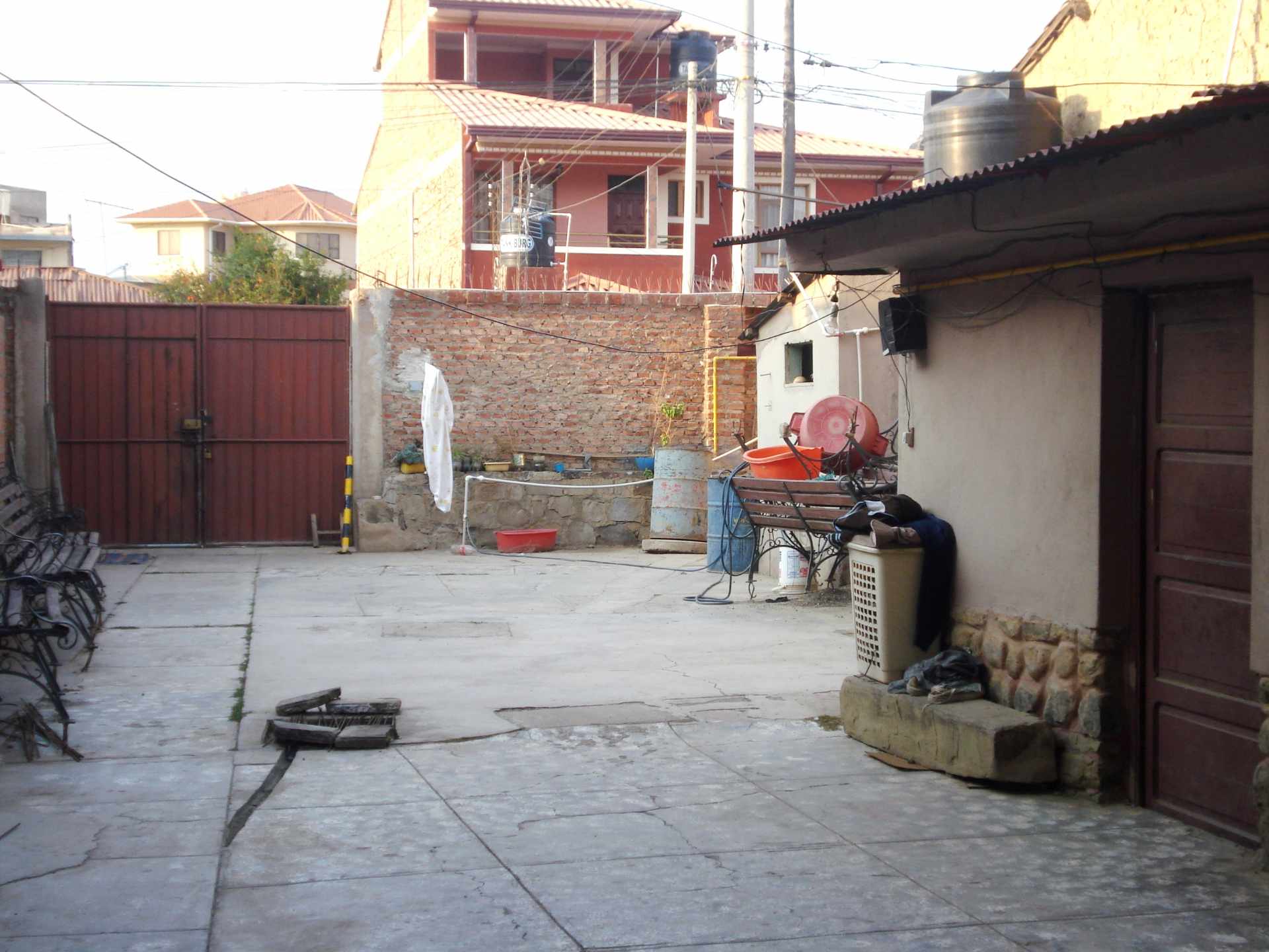 Casa en Jayhuayco en Cochabamba 2 dormitorios 1 baños 4 parqueos Foto 2