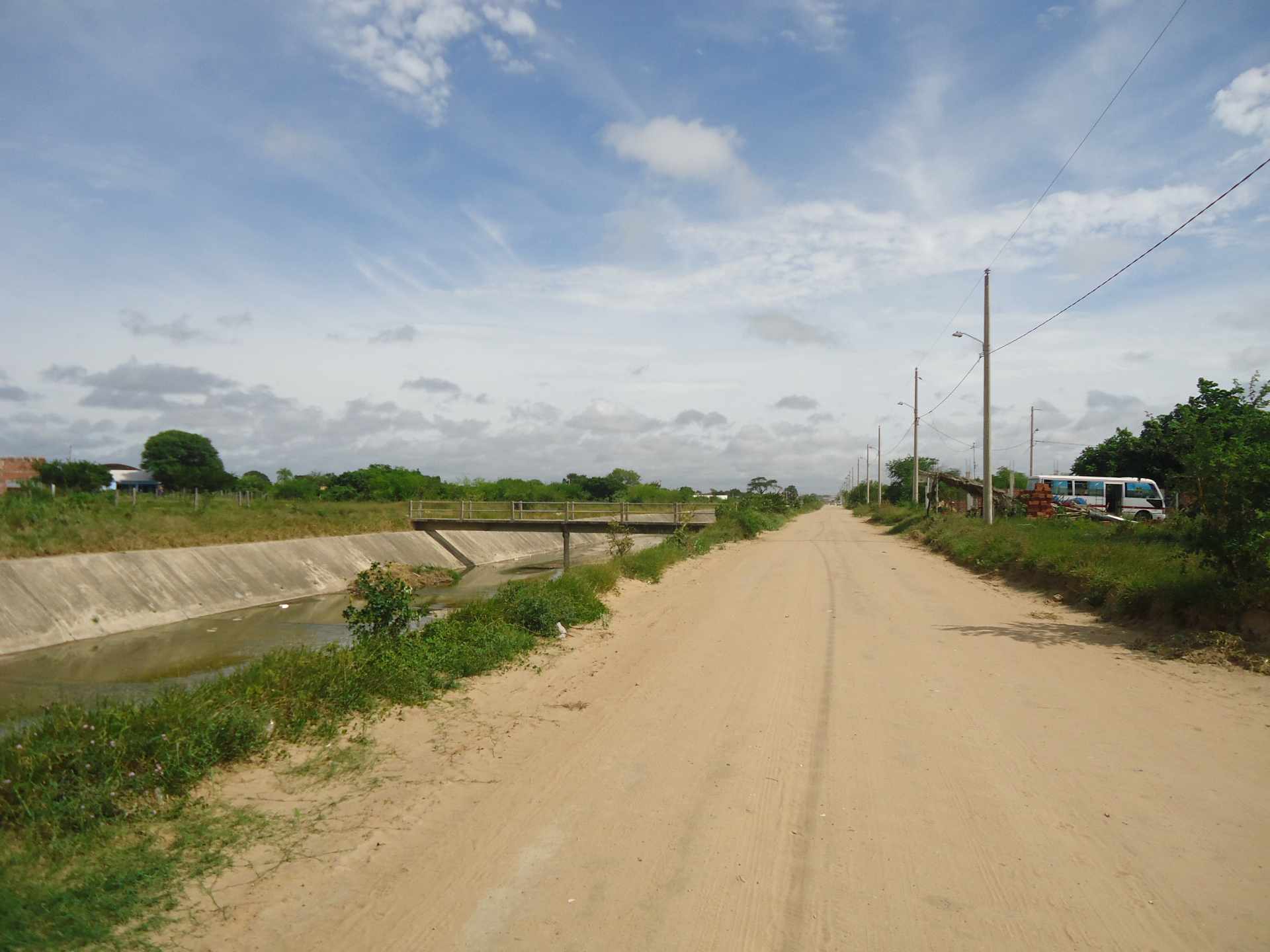 Terreno en VentaZona Sur, Cantón El Palmar, Urbanización Sumuque, calle 15 a media cuadra prolongación Av. 4 de Octubre    Foto 2