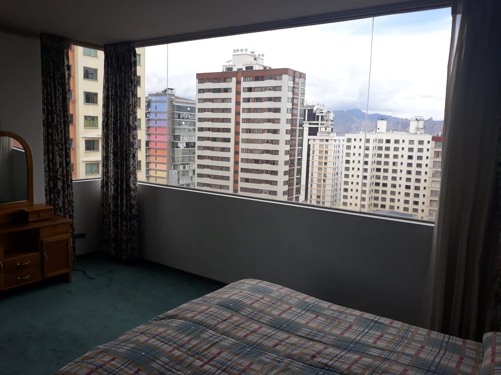 Departamento en Sopocachi en La Paz 3 dormitorios 4 baños 1 parqueos Foto 14