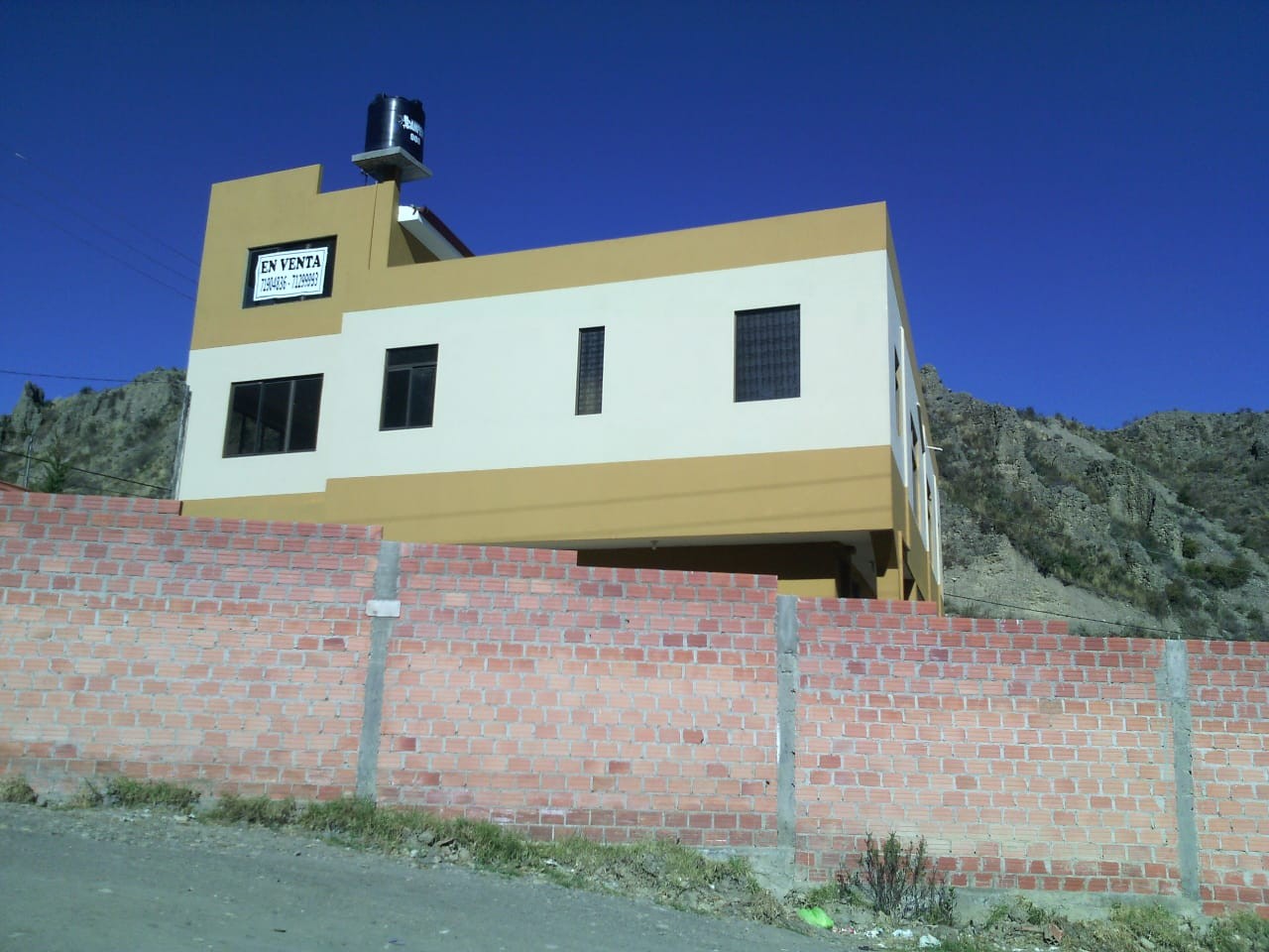 Casa en Irpavi en La Paz 5 dormitorios 5 baños 2 parqueos Foto 4