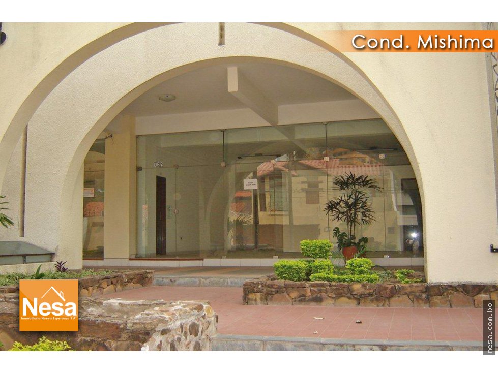 Local comercial en Entre 1er y 2do anillo Norte en Santa Cruz de la Sierra 1 dormitorios   Foto 1