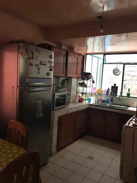 Departamento en VentaVilla Copacaba, ex parada 15, calle Calixto ascarrunz  5 dormitorios 2 baños  Foto 3