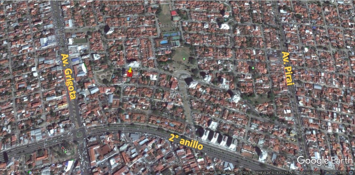 Casa en Barrio Urbari en Santa Cruz de la Sierra 4 dormitorios 4 baños 4 parqueos Foto 3