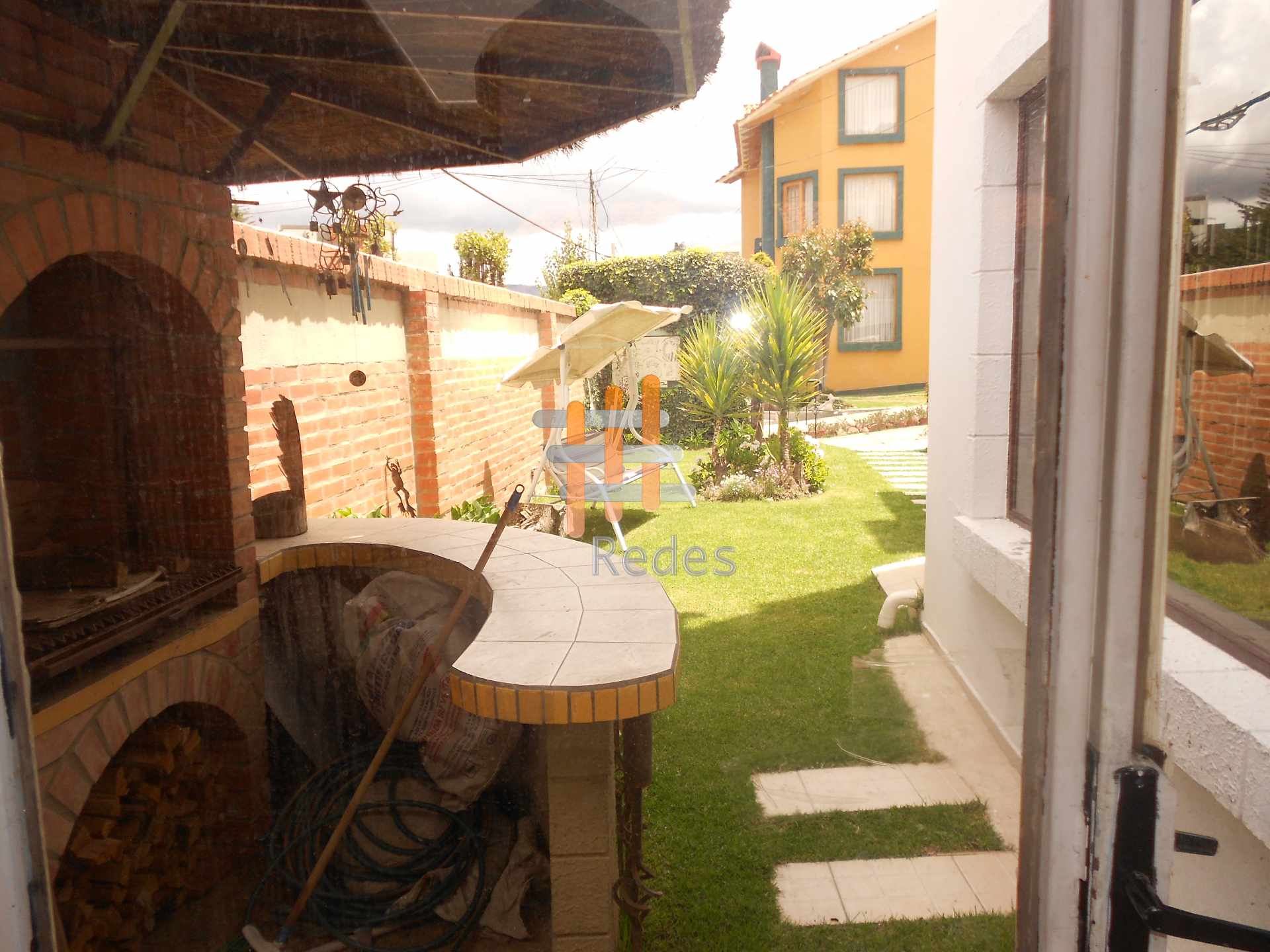 Casa en Calacoto en La Paz 5 dormitorios 6 baños  Foto 2