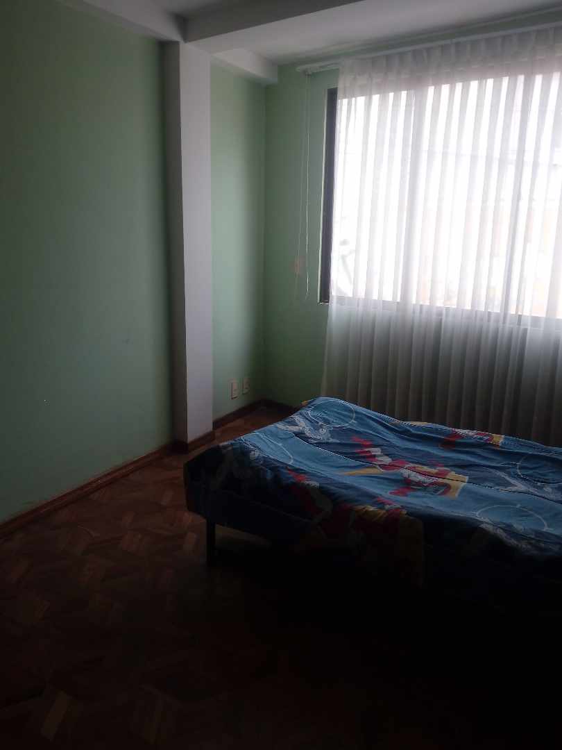 Departamento en Sopocachi en La Paz 6 dormitorios 3 baños  Foto 2