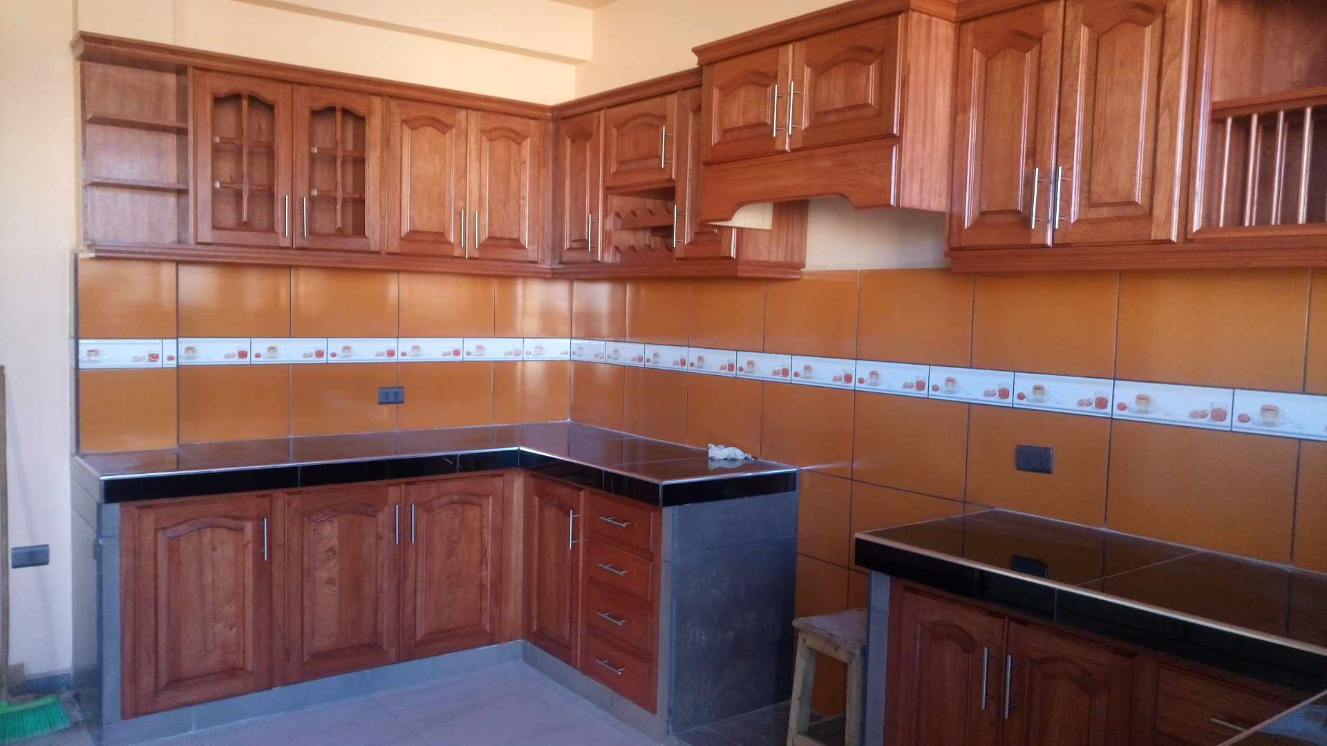 Casa en Jayhuayco en Cochabamba 4 dormitorios 2 baños 4 parqueos Foto 4