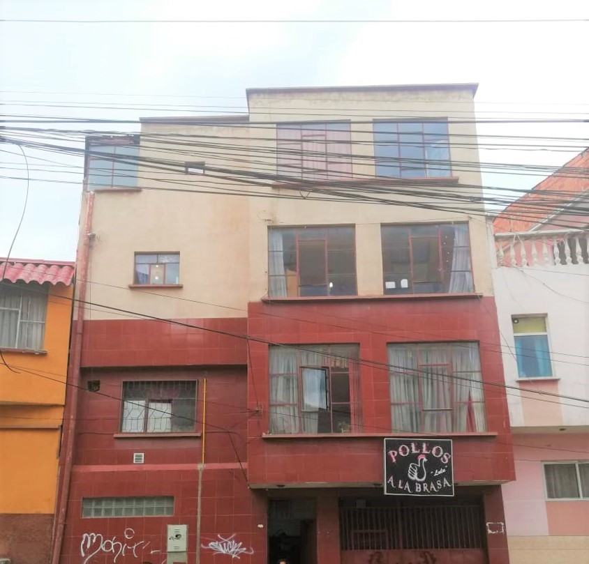 Casa en Miraflores en La Paz 5 dormitorios 3 baños 1 parqueos Foto 1