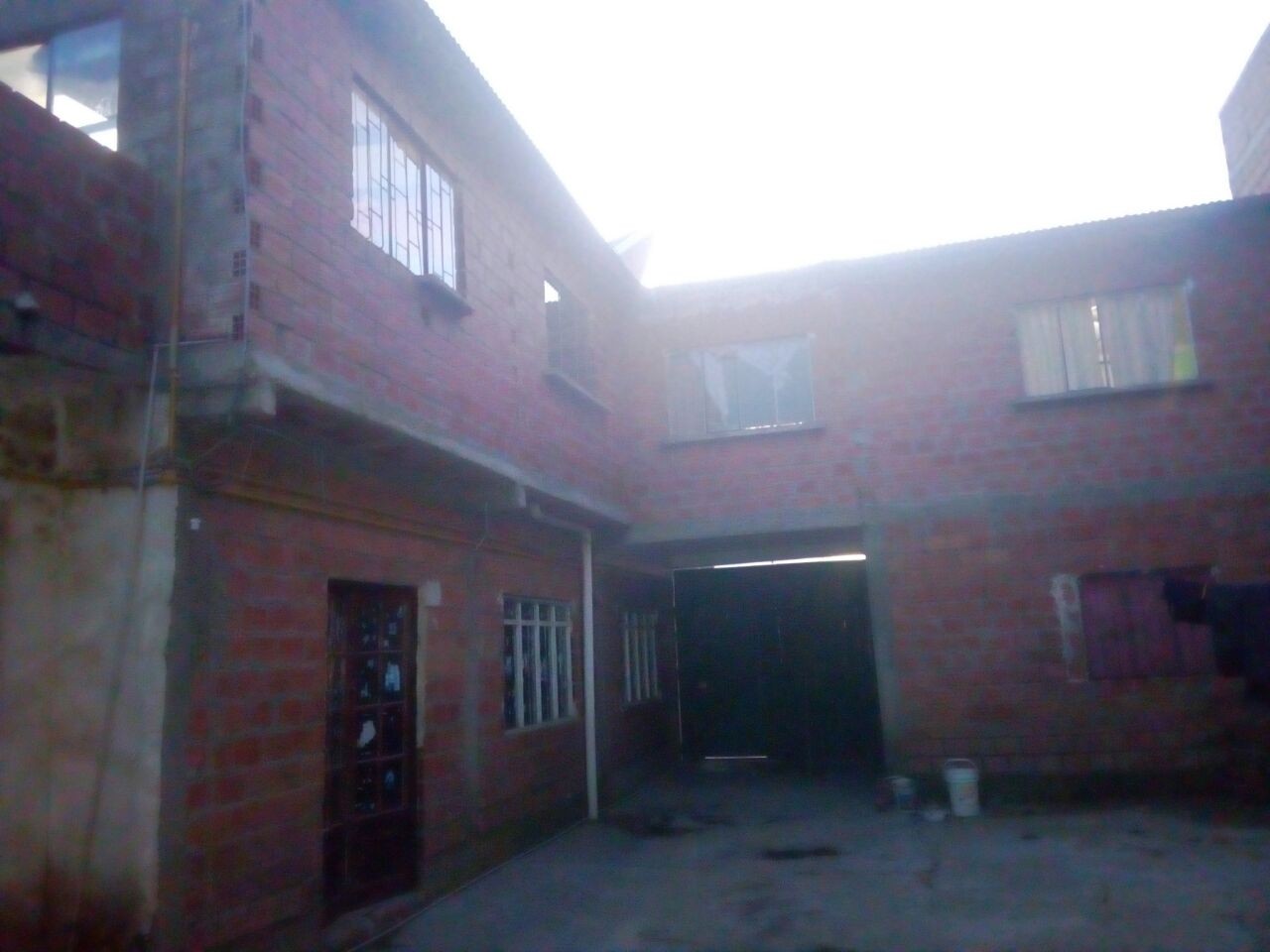 Casa en Villa Adela en El Alto 6 dormitorios 3 baños 1 parqueos Foto 2