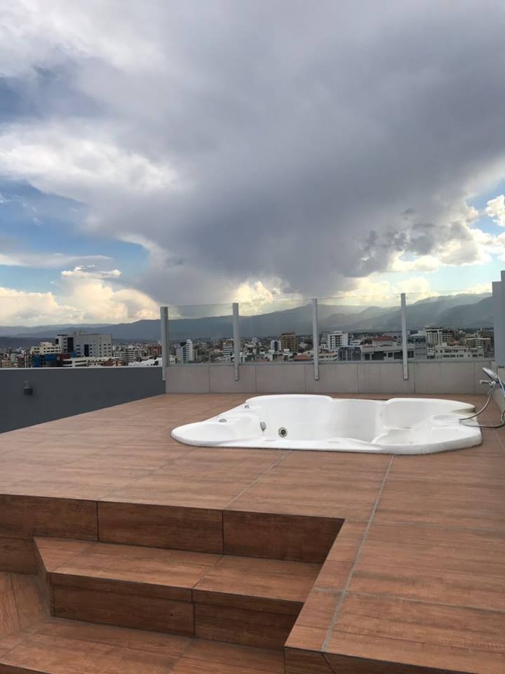 Departamento en Aranjuez en Cochabamba 3 dormitorios 3 baños 1 parqueos Foto 1