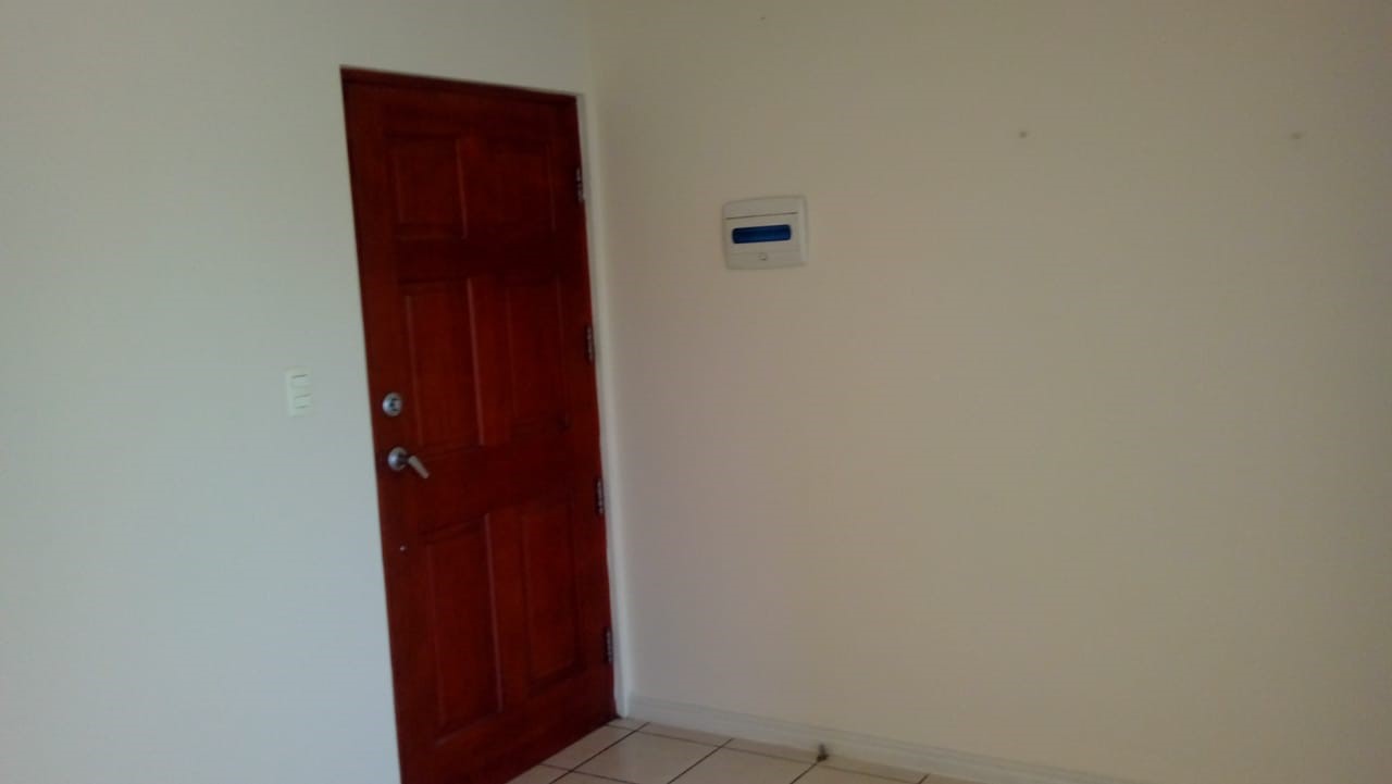 Departamento en Entre 1er y 2do anillo Norte en Santa Cruz de la Sierra 3 dormitorios 3 baños 1 parqueos Foto 10