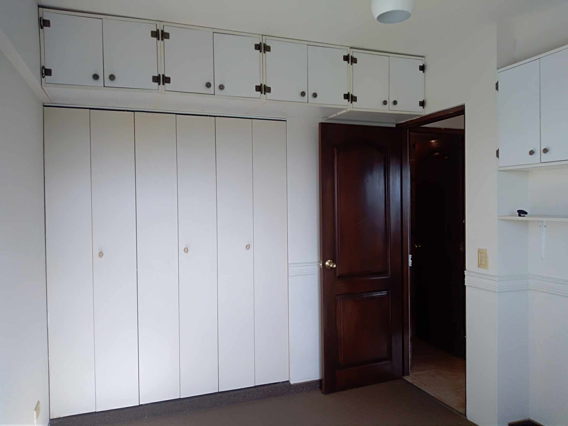 En Alquiler a $us 480 Foto 4