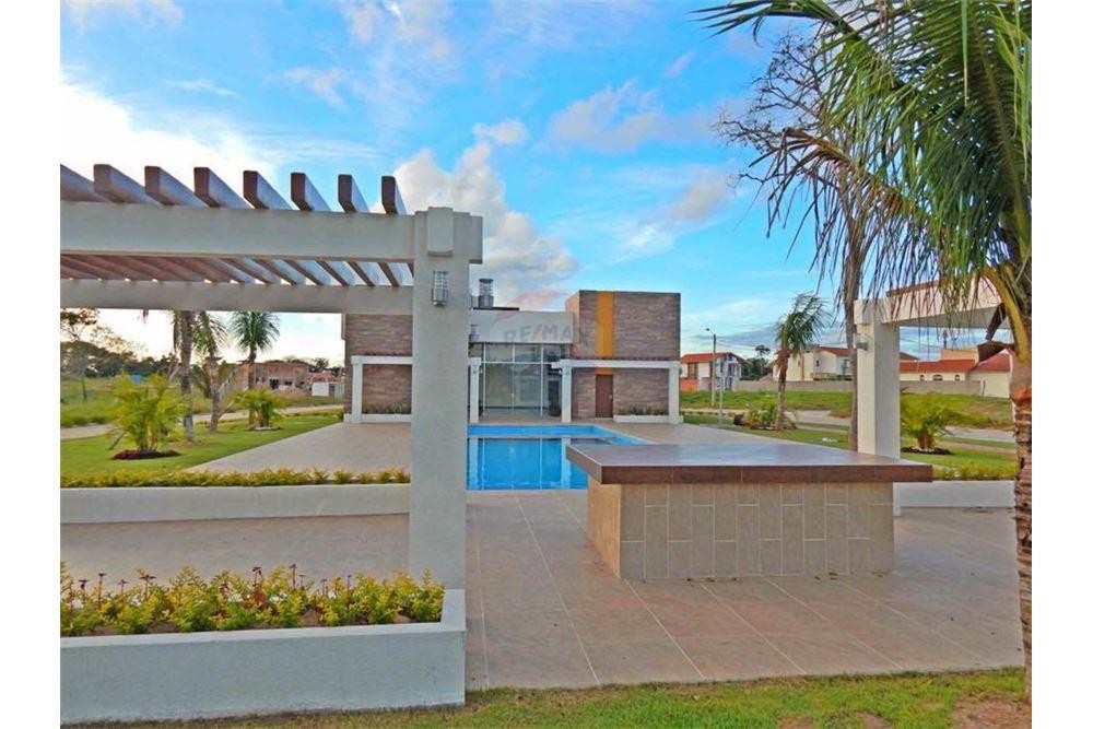 Casa en Urubó en Santa Cruz de la Sierra 5 dormitorios 5 baños 3 parqueos Foto 21