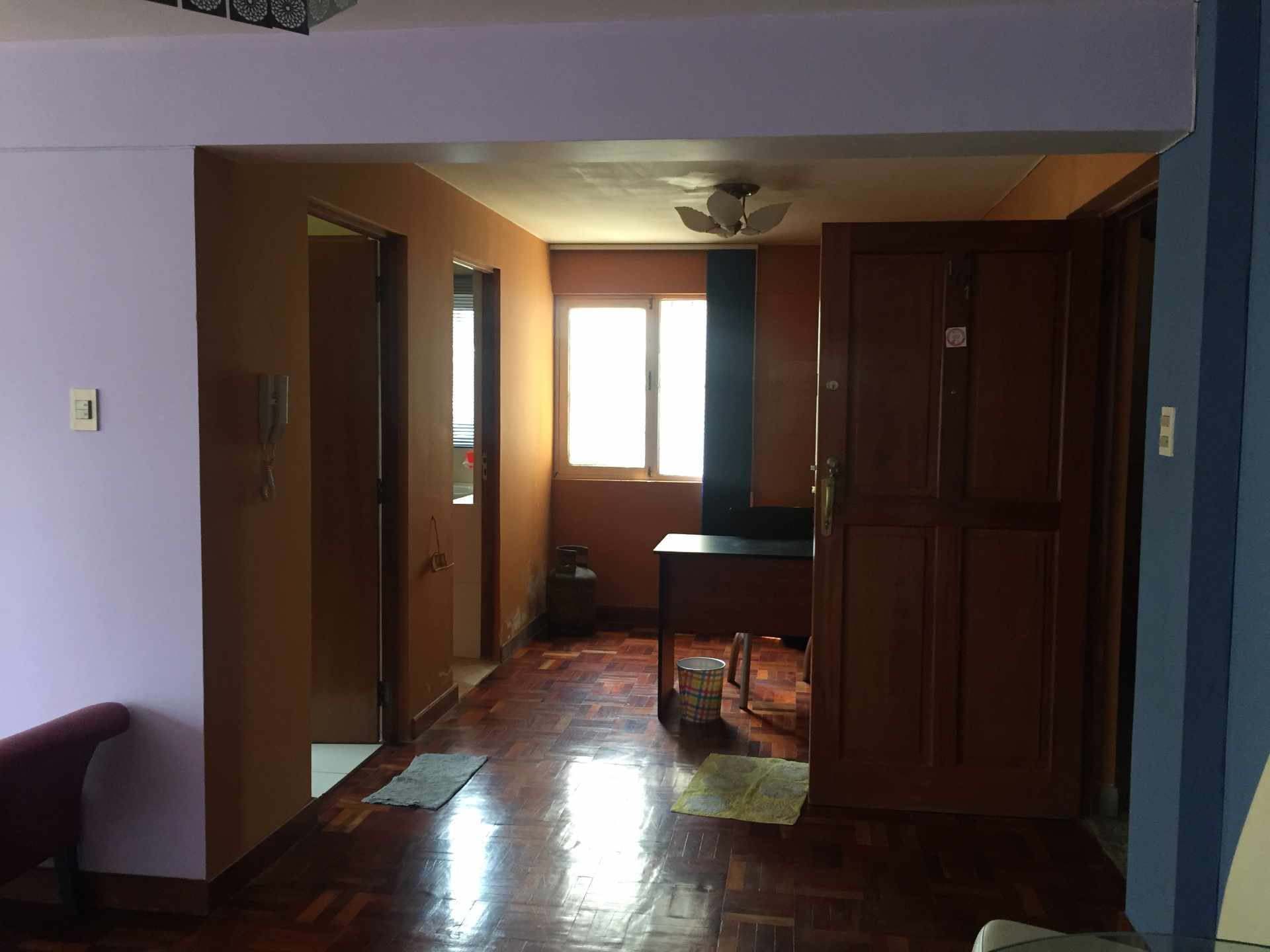 Departamento en Los Pinos en La Paz 3 dormitorios 2 baños 1 parqueos Foto 2