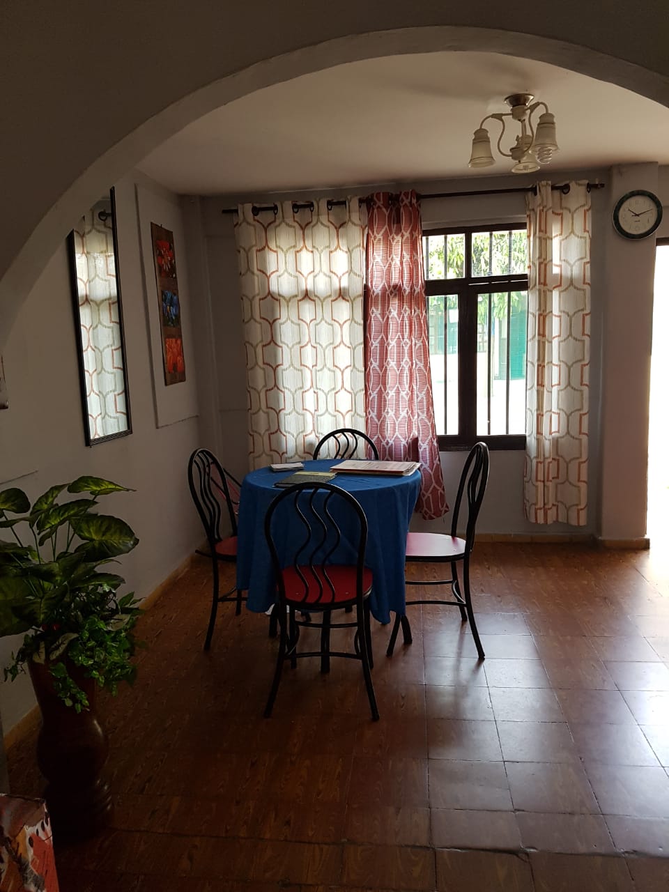 Casa Avenida Mutualista, Santa Cruz de la Sierra, Bolivia Foto 9