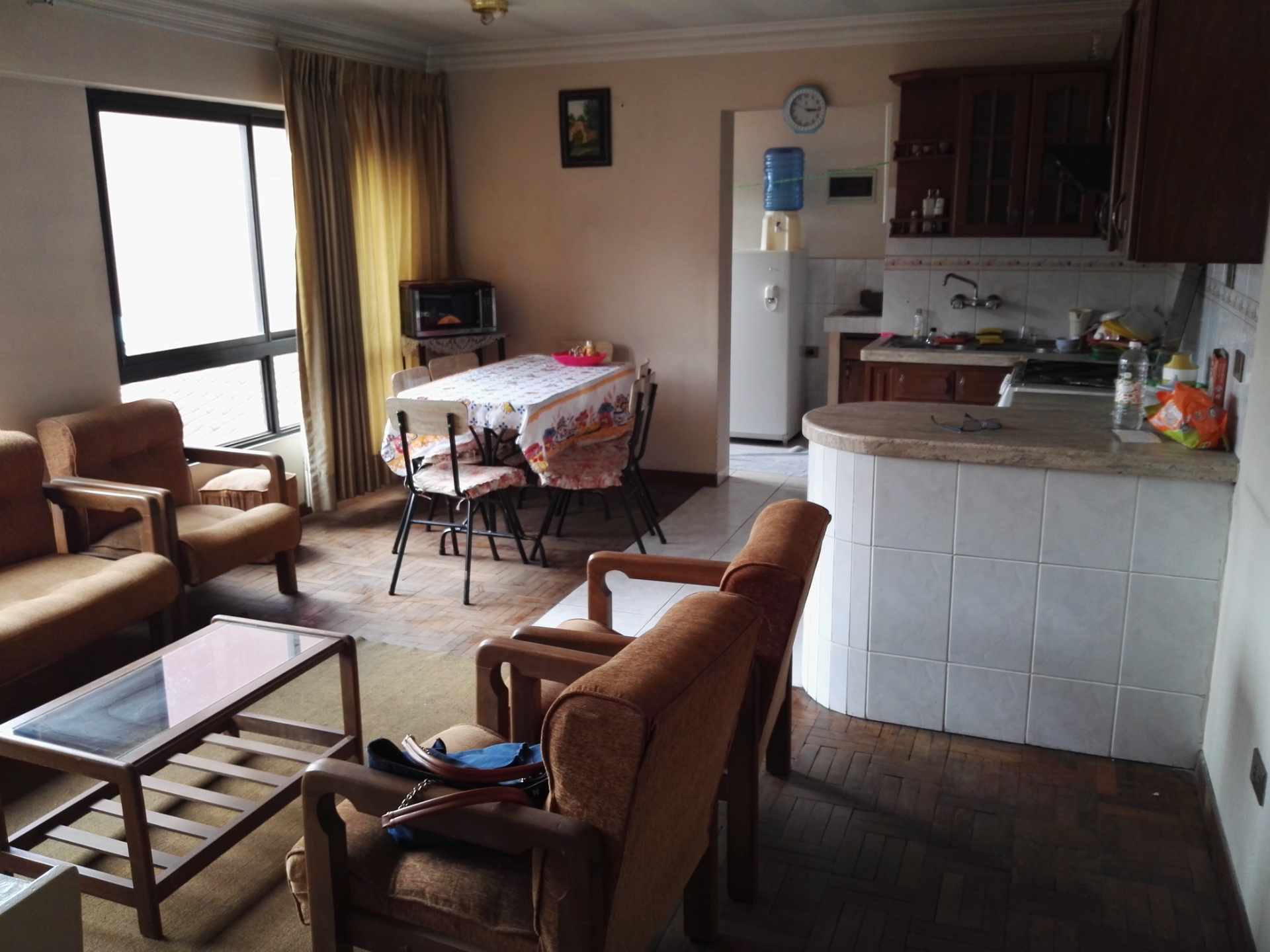 Departamento en Centro en Cochabamba 1 dormitorios 1 baños  Foto 2