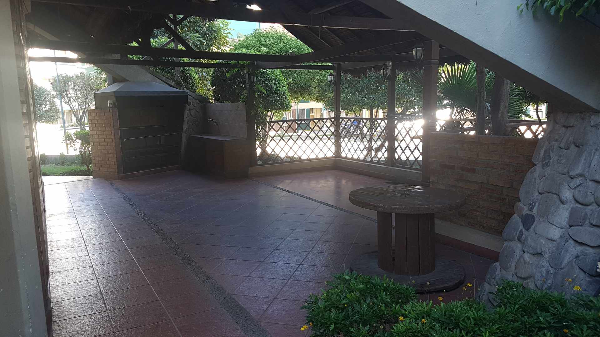 Departamento en AlquilerCondominio Horizonte Av. Circunvalación. Calle innominada 4 dormitorios 2 baños 1 parqueos Foto 11