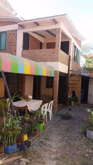 Casa en Jayhuayco en Cochabamba 3 dormitorios 3 baños 5 parqueos Foto 2