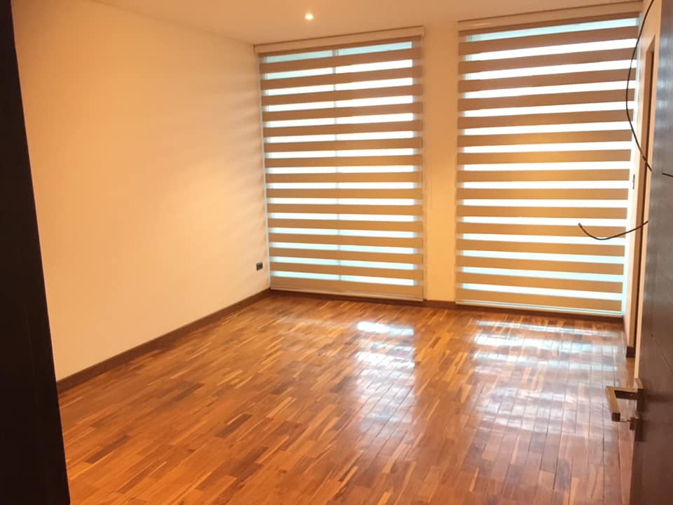 Departamento en AlquilerAv. America, esquina Villarroel. Edificio Portal Foto 6