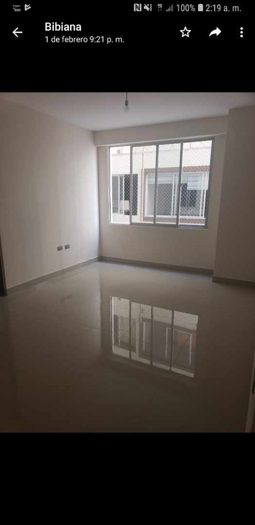 Departamento en VentaCalle Ecuador esquina 16 de julio Edificio Torre Forty 1er Piso Dep 1E Foto 4