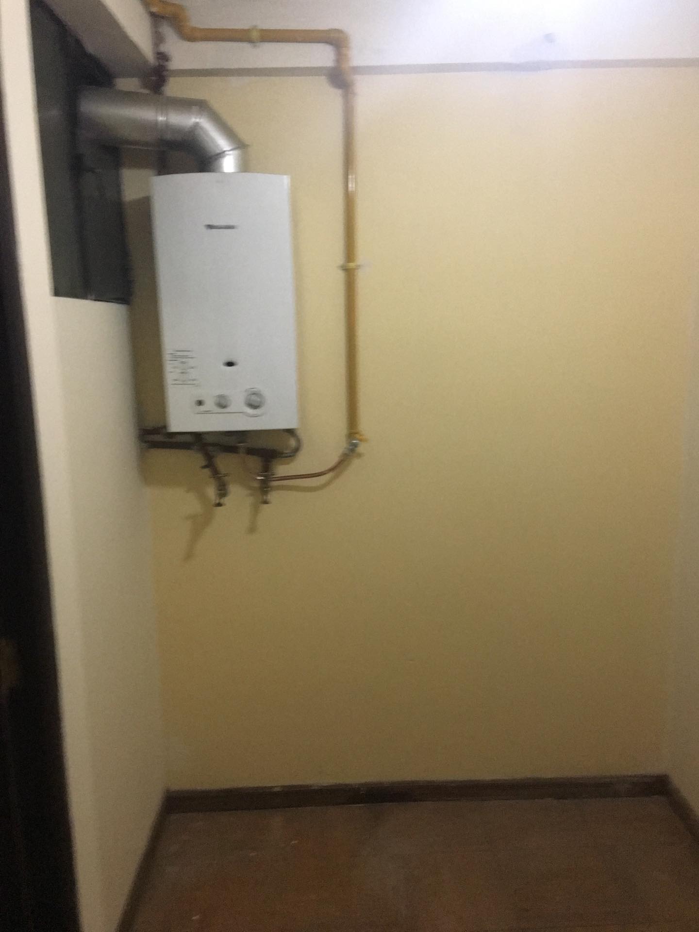 Departamento en AlquilerAv. Héctor hormachea número  4770  3 dormitorios 2 baños  Foto 3