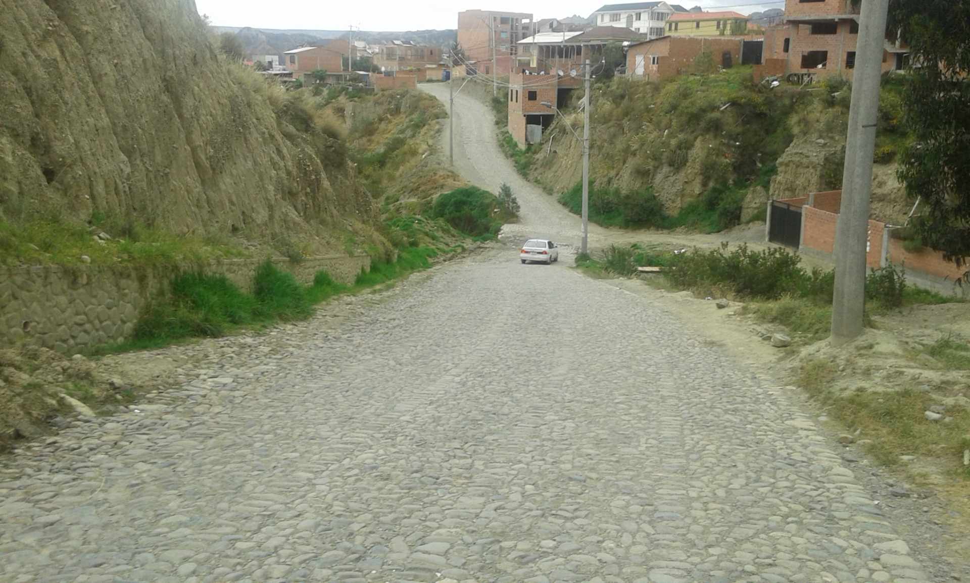 Casa Lomas  de Alto Irpavi - ZONA SUR DE LA ciudad de LA PAZ Foto 5