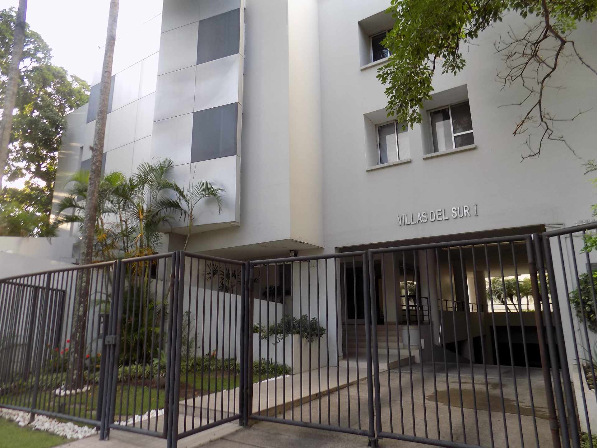 Departamento en AlquilerCALLE ELVIRA DE MENDOZA Nº 244 EDIFICIO VILLAS DEL SUR I Foto 1