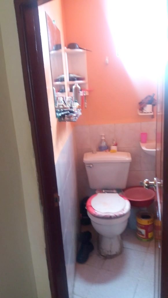 Departamento en VentaCALLE PRINCIPAL BALTAZAR SALAS, ZONA DE VINO TINTO 4 dormitorios 2 baños  Foto 4