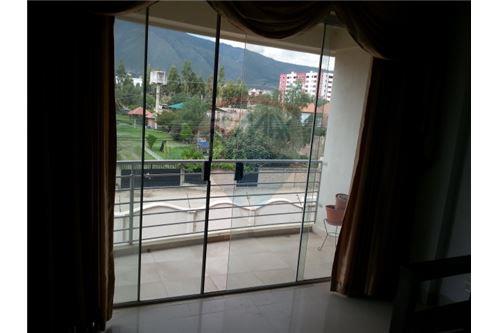 Departamento en Sacaba en Cochabamba 3 dormitorios 3 baños 1 parqueos Foto 27