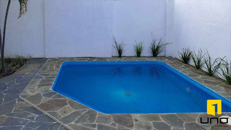 Casa en Las Palmas en Santa Cruz de la Sierra 6 dormitorios 6 baños 3 parqueos Foto 7