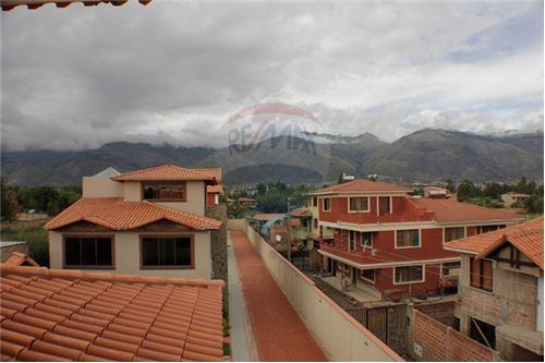 Casa en Sarco en Cochabamba 5 dormitorios 2 baños  Foto 10